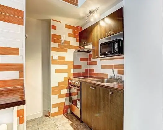 Exclusive Stüdyo, 1 En Büyük (King) Boy Yatak