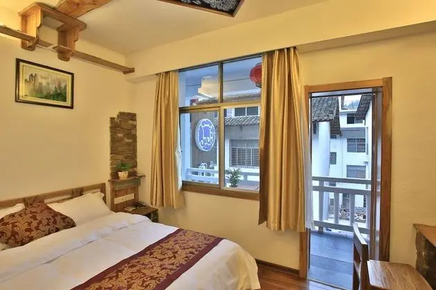 Tek Büyük Yataklı Oda, Balkon