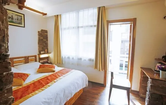 Tek Büyük Yataklı Oda, Balkon