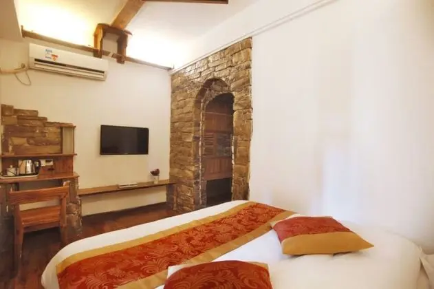 Tek Büyük Yataklı Oda, Balkon