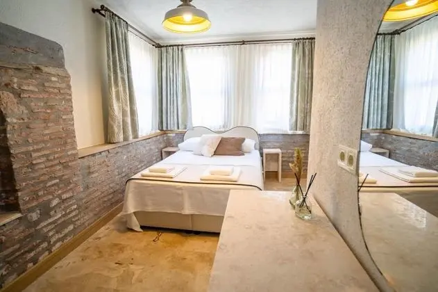 Şömineli Deluxe Oda, Bahçe veya Sokak Manzaralı, Üst Kat