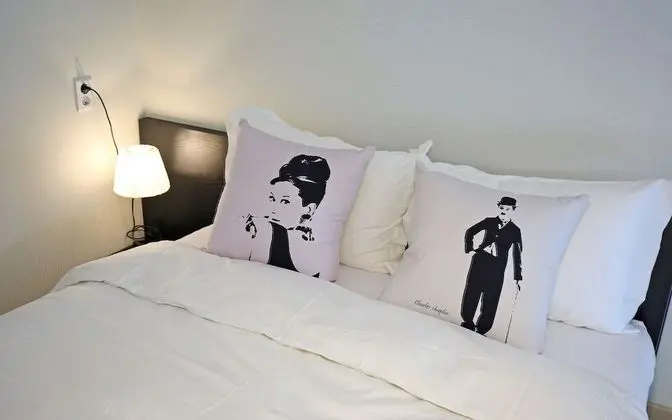 Oda (12 PY, #101, #103, #203)