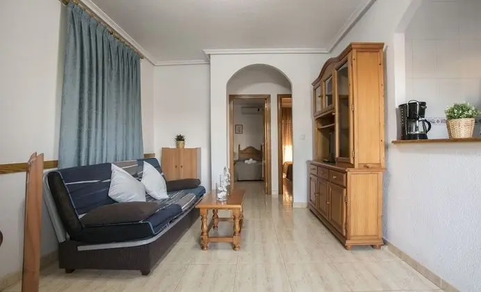 Apart Daire, 2 Yatak Odası, Teras, Zemin Kat (FVB)