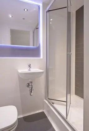 Standard Tek Büyük Yataklı Oda, Banyolu/Duşlu (3/4 Double Bed - 120cm wide)
