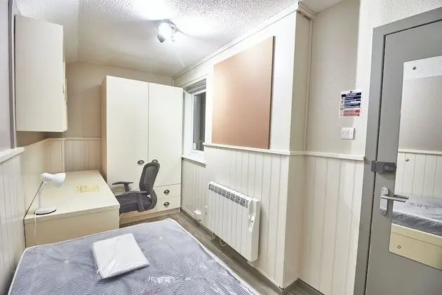 Basic Tek Kişilik Oda, Ortak Banyo (Single Bed)