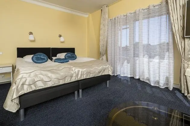 Dört Kişilik Oda, 2 Yatak Odası