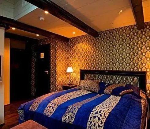 Deluxe Tek Büyük Yataklı Oda