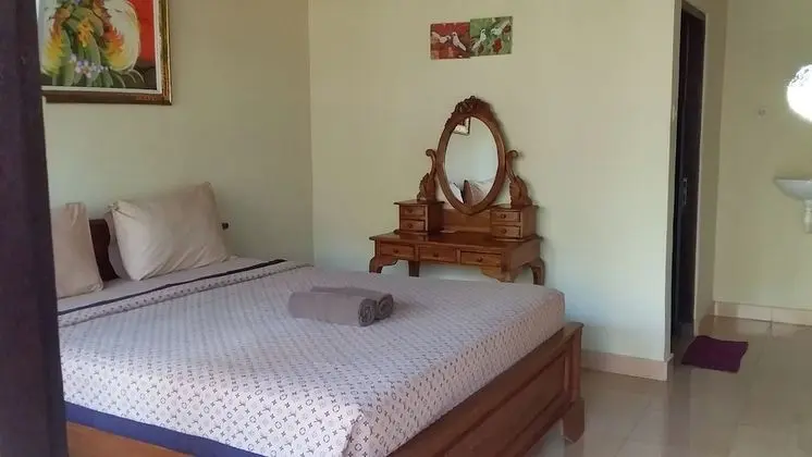 Tek Büyük Yataklı Oda (With Fan)