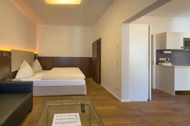 Apart Daire, Balkon, Ek Bina