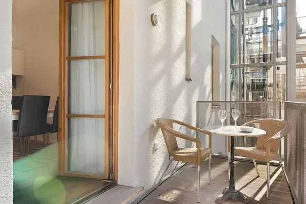 Apart Daire, Balkon, Ek Bina