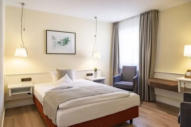 Comfort Tek Kişilik Oda, 1 Büyük (Queen) Boy Yatak