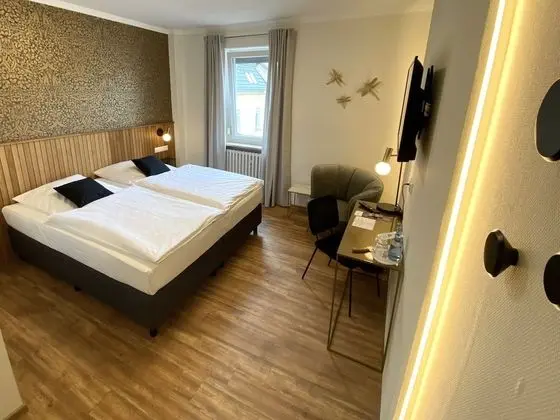 Comfort Tek Büyük Yataklı Oda