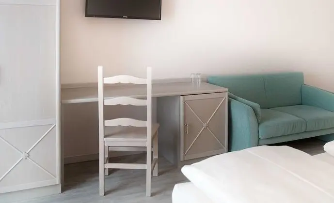 Üç Kişilik Oda