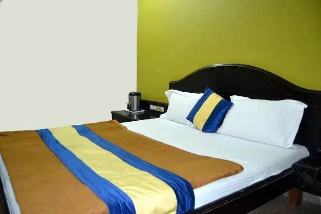 Basic Tek Büyük Yataklı Oda, Sigara İçilebilir