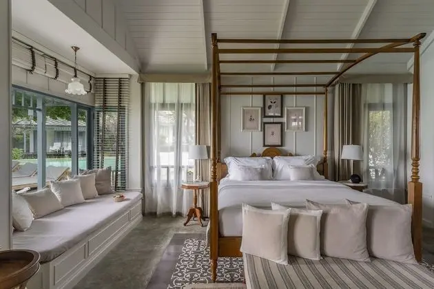 Beach Villa with Sea View