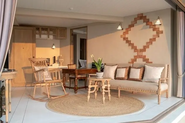 Two-bedroom Beachfront Family Pool Villa