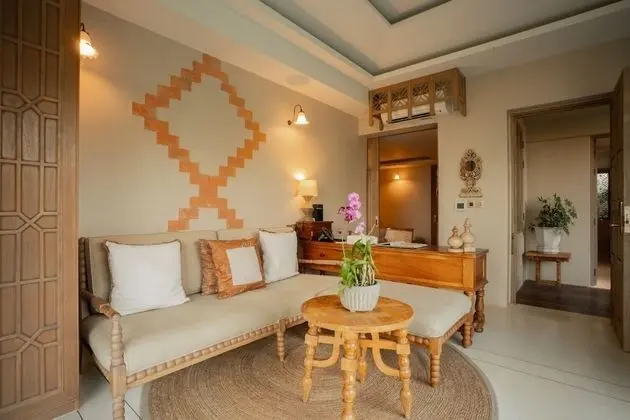 Two-bedroom Beachfront Family Pool Villa