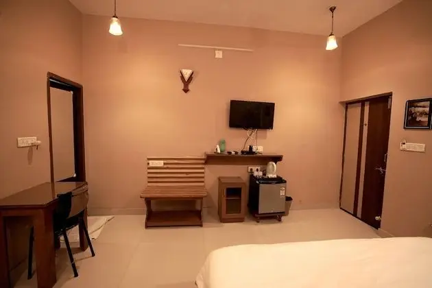 Deluxe Tek Büyük veya İki Ayrı Yataklı Oda (Non Lake Facing)