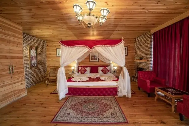 Deluxe Kır Evi