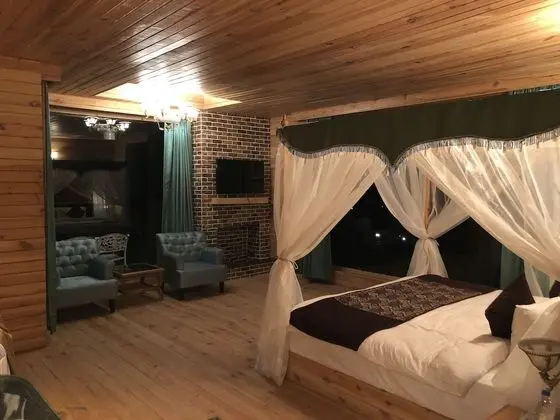 Deluxe Kır Evi