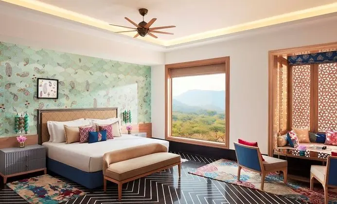 Luxury Oda, 1 En Büyük (King) Boy Yatak