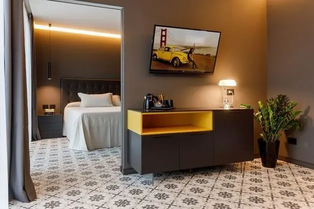 Superior Süit, Göl Manzaralı