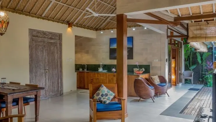 Deluxe Villa, 2 Yatak Odası, 2 Banyolu, Havuz Manzaralı (Private Avanti)