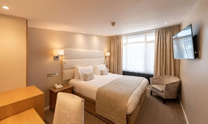 Tek Büyük veya İki Ayrı Yataklı Oda