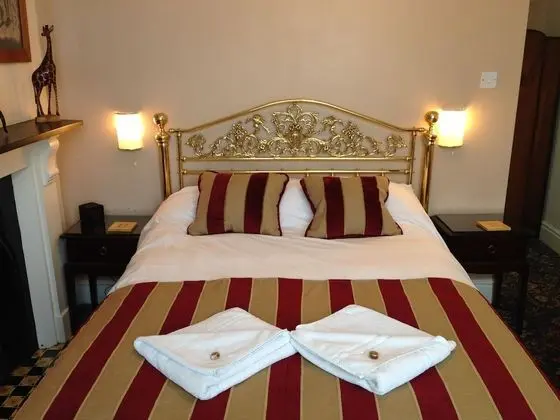 Tek Büyük Yataklı Oda