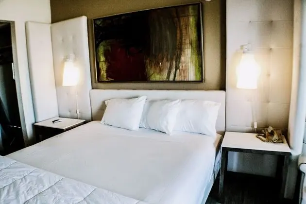 1 King Bed, Accessible, Refrigerator & Microwave