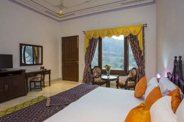 Luxury Tek Büyük Yataklı Oda