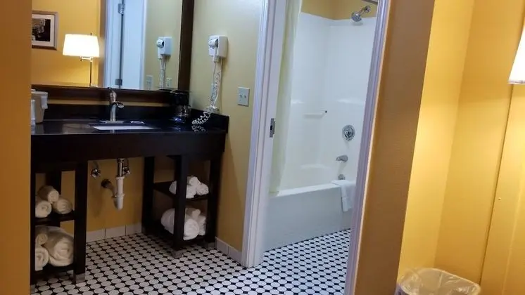 Deluxe Oda, 2 Çift Kişilik Yatak, Sigara İçilmez, Balkon