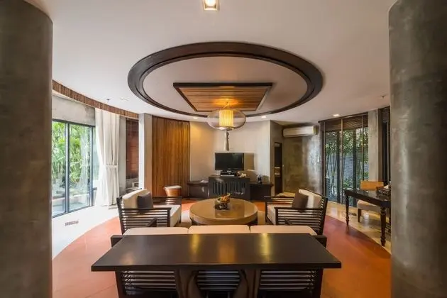 Grand Villa
