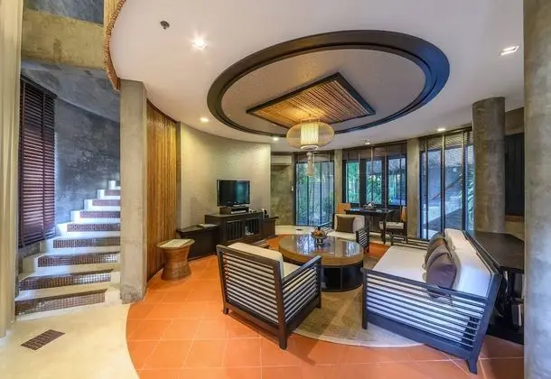 Grand Villa