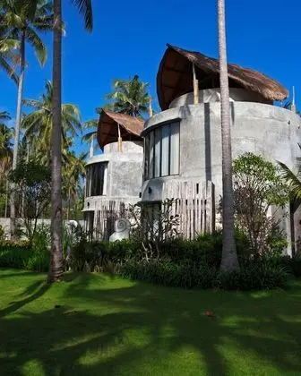 Grand Villa