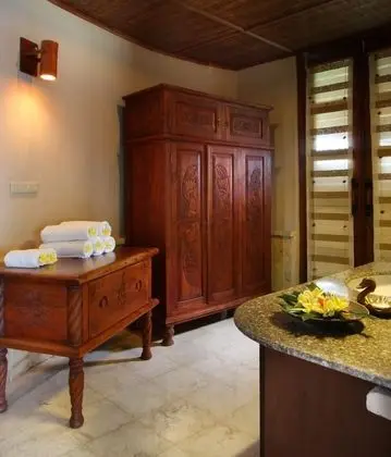 Dewani Deluxe Room Only