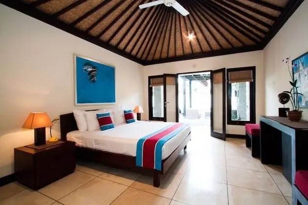 Villa, 5 Yatak Odası, Kişiye Özel Havuzlu, Havuz Manzaralı