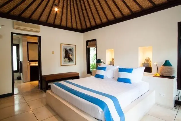 Villa, 5 Yatak Odası, Kişiye Özel Havuzlu, Havuz Manzaralı