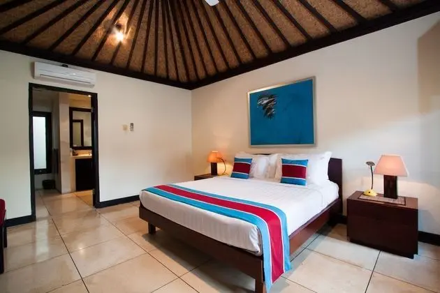 Villa, 5 Yatak Odası, Kişiye Özel Havuzlu, Havuz Manzaralı