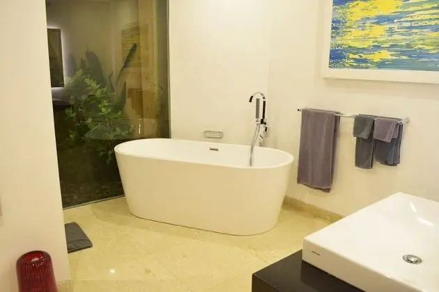 Villa, 5 Yatak Odası, Kişiye Özel Havuzlu, Havuz Manzaralı