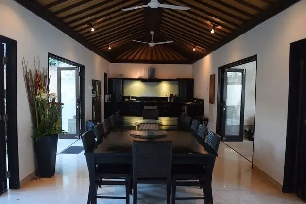 Villa, 5 Yatak Odası, Kişiye Özel Havuzlu, Havuz Manzaralı