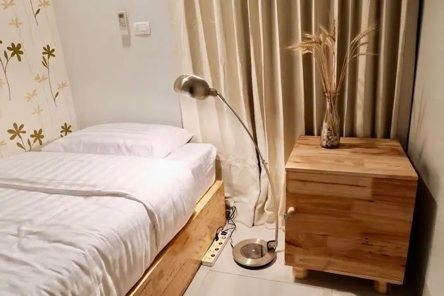Ortak Ranzalı Oda, Sadece kadınlar için, Sigara İçilmez, Şehir Manzaralı