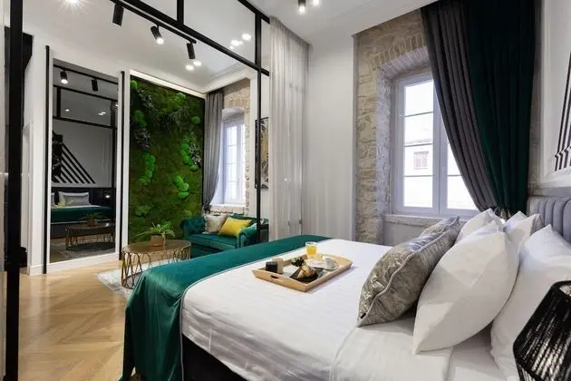 Deluxe Stüdyo Süit