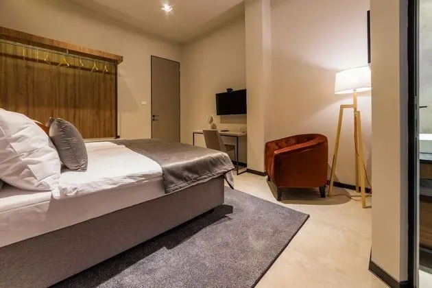 Deluxe Tek Büyük Yataklı Oda