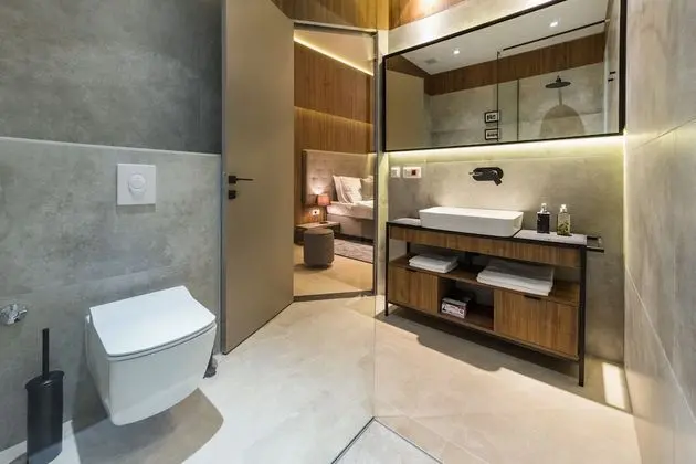 Deluxe Tek Büyük Yataklı Oda