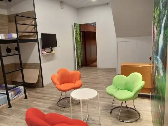 Business Dört Kişilik Oda, Buzdolabı, Zemin Kat