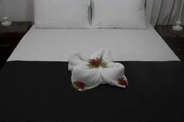 One Bedroom Apartment (Pool View)
