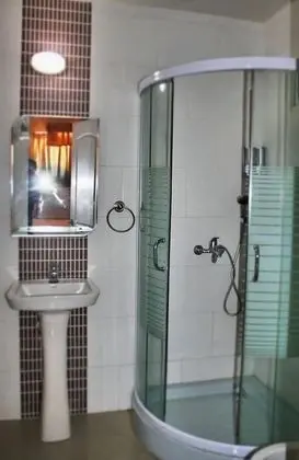 One Bedroom Apartment (Pool View)