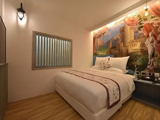Deluxe Tek Büyük Yataklı Oda