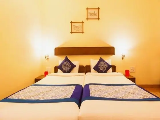A/C Deluxe Rooms